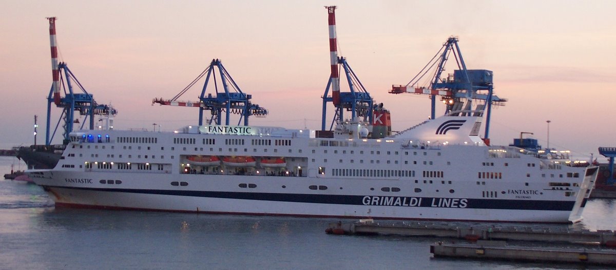 Genova, novembre 2005 ; photo : Cap. Eustachio Patalano (visible sur le site Wikipedia)