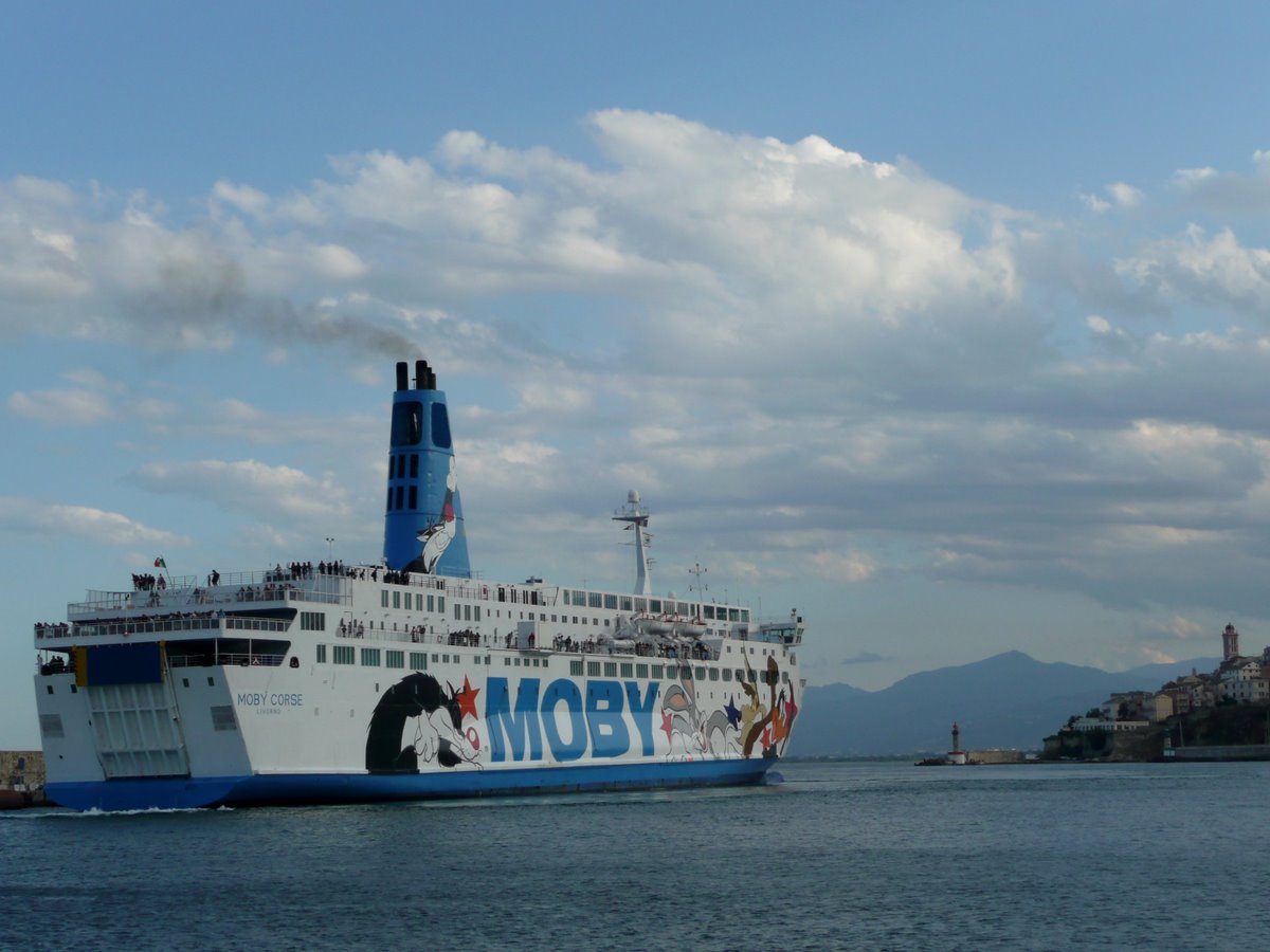 Apr&egrave;s 10 mois de pr&eacute;sence sur la ligne, la Moby Lines a jet&eacute; l'&eacute;ponge sur Toulon-Bastia et le Moby Corse a finalement rejoint les lignes sardes de la compagnie.