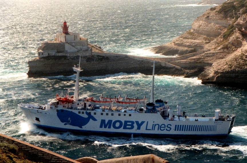 Le Bastia de la Moby Lines qui, avec l'Ichnusa de la Saremar, assure les d&eacute;parts de Bonifacio pour la Sardaigne