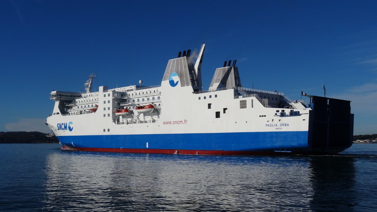 Le Paglia Orba en mer, en novembre 2014 ; photo : Jean-Pierre Fabre