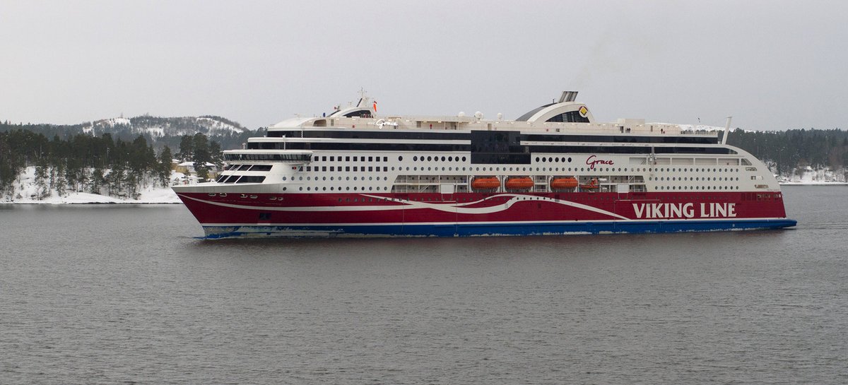 Le Viking Grace, en 2013 ; photo : S&Oslash;REN LUND HVIID